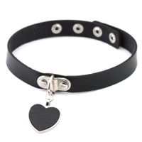 Wholesale Fashion Sexy Punk Gothic Leather Choker Necklace Heart Studded Spike Rivet Buckle Collar Funky Torques Necklace Women Jewelry
