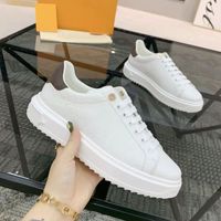 Wholesale 2022 Top Quality Women Luxurys Designers Shoes White Printed Calf Leather Casual Shoe Trainers Pink Blue Runner Time Out