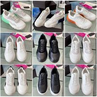 Wholesale Top fashion designer ladies casual shoes with super thick platform men s luxurious leather running sports black and white