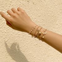 Wholesale Charm Bracelets Dainty Gold Bracelet Set For Women Moon Star Imitation Pearl Chain Bangle Female Bohemian Jewelry Accessories