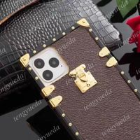 Wholesale For iPhone pro max Xs XR Xsmax plus Phone Cases Top Fashion Paris Show Deluxe Leather Designer Cover with Samsung Note20 Note10 S20 S21 ultra S10