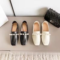 Wholesale 2021 Luxury Designer Women Casual Shoes Top Quality Leather With Exquisite Pearl Square Toes Fashion Ladies Outdoor Shopping Comfortable Flat Soled Loafers