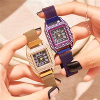 Wholesale Fashion Wild Square Women Bracelet Watch Diamond Gold Rhinestone Clock Watches Milan Strap Simple Ladies Wristwatches