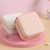 Wholesale Portable Small Jewelry Box Girls Jewellery Organizer Faux Leather Mini Travel Case Rings Earrings Necklace Display Storage Cases
