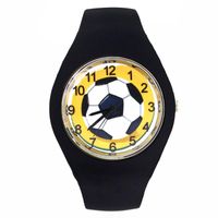 Wholesale Wristwatches Football Hobbies Soccer Ball Pattern Men Women Fashion Sport Soft Silicone Strap Quartz Wrist Watch