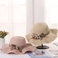 Wholesale Women Hats Flowers Wavy Sides Large Brimmed Caps Outdoor Sun Protection Foldable Straw Hat Fashion Cap