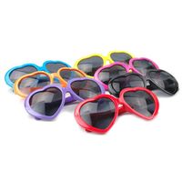 Wholesale 13 Colors Fashion Love Heart Shape Sunglasses Plastic Party Glasses UV400 SunGlasse s For Kids adults