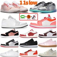 Wholesale Top Mighty Pink s low basketball shoes men sneakers Pollen Toggle Silver lucky green Spades Utility Easter pastel Cactus Mocha Team Red mens trainers