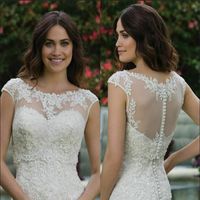 Wholesale Wraps Jackets Scoop Wedding Jacket Sleeveless Bride Bolero Top Lace Applique White Ivory Shrug