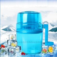 Wholesale Imported From Japan Stainless Steel Blades Hand cranked Ice Crusher Household Small ABS Manual Ice shaved Smoothie Machine Crushers Shaver