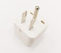 Wholesale High Quality White Color A V Universal Power Plug Adapter Italy Switzerland India EU US AU Female to USA Pin Male Travel Charger Converter
