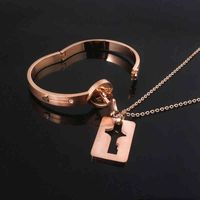 Wholesale New A Set Stainls Steel Jewelry Heart Locks Key Couple Bracelet