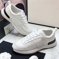 Wholesale sell well Genuine Leather Sneakers High Quality Trainers Shoes Men Women Casual Loafers Flips Flops Boots Size With box