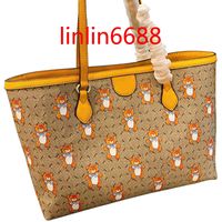 Wholesale Top quality Large capacity bag women s new trend Fashion texture portable teddy bear shoulder bags cartoon cute foreign style Tote handbag wallets purse