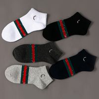 Wholesale mens socks average size Middle italy style classic Letter Breathable Cotton casual Sock Random color dyhjdj