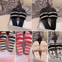 Wholesale Womens Slippers Summer Embroidery Sandal Floral Brocade fashion Flip Flops Striped Beach Genuine Leather Dazzle Flowers Slipper with box