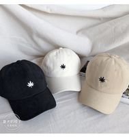 Wholesale 2022 maple leaf cap with embroidered baseball caps in spring shows the trend of women s small face Korean version