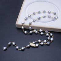 Wholesale Baroque Natural Pearl In Grey Color Necklace With Leaf Decoration Women Keshi Sweater Chain Jewelry Pendant Necklaces