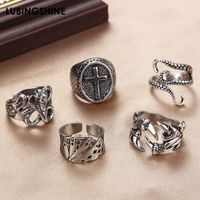 Wholesale Retro Punk Women Men Rings Gothic Squid Octopus Ring Vintage Cross Dragon Claw Snake Rings Halloween Anillo Hombre Bijoux Gift