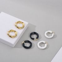 Wholesale Design jewelry Resin Brass sculptural twisted Circle Jil Twisted irregular Earrings