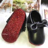 Wholesale Red Love Moccasin Sparkling Custom Handmade Rhinstones Baby Show Baptism Girl Shoes Infant First Walkers Sapatos Toddle Sneaker