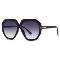 Wholesale Sunglasses Simple Style Fashion Big Frame Black Polarized Brand Design Anti ultraviolet UV400 Casual For Adult Women