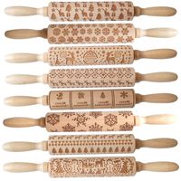 Wholesale Embossing Wooden Rolling Pin with Christmas Snowflake Flower Pattern for Baking Embossed Cookies Kids and Adults Cute Kitchen Tool FY4820
