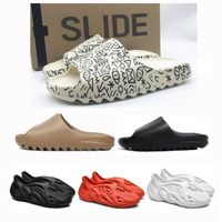 Wholesale 2021 Comfortable sandals shoes cool summer Desert sand foam runner earth brown resin soot men women slide triple black red Ararat hole slippers