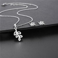 Wholesale Hollow Plant Olive Tree Branch Leaves Pendant Chain Necklace Sets Choker For Women Antler Witch Flower Stainless Steel Jewelry Necklaces