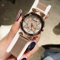 Wholesale Wristwatches Big Dial Fashion Watches Office Lady Beautiful Clocks Flower Shape Hours Light Luxury Style Women S