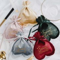 Wholesale Mini Drawstring Jewelry Pouches Pocket Wedding Gift wrap Heart Shaped Velvet Candy Bag for Gifts Chocolate Pouch Packaging Supplie