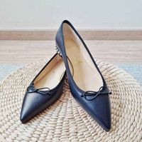 Wholesale Italy handmade flat shoes red bottom sandals spiked shoe Hall embellished leather ballet flats slip on loafers pointed toe black genuine