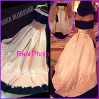 Wholesale Vinatage Off Shoulder Formal Occasion Evening Dresses Real Photos Lace Appliques Plus Size Bridal Celebrity Prom Party Gowns Arabic