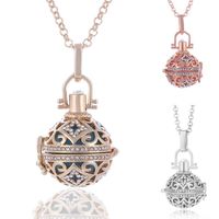 Wholesale Diffuser Locket Necklace Women Girls Aromatherapy Pendant Essential Oil Necklace Hollowed Crystal Diffuser Necklaces Colors