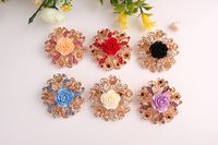 Wholesale Brand New Flower Brooches Pins Gold Plated Rhinestone Rose Brooches For Women Wedding Dress Decoration Jewelry
