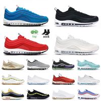 Wholesale Top Quality Sports s Running Shoes Blue Hero Gym Red Triple White Mens Women Pull Tab Obsidian Tropical Twist Sneakers Outdoor Trainers Off