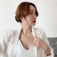 Wholesale 2021 fashion OL new double love heart necklace women s Korean fashion collarbone chain double ring Knot Necklace