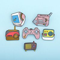 Wholesale Pins Brooches Enamel Cartoons Desktop PC Vintage Pins Old Style Radio Game Console Pink Lapel Shirt Badge Backpacks Jewelry