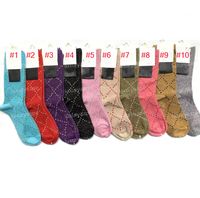 Wholesale Gu Fashion Letter Knit Socks Womens Mens Comfortable Cotton Sock INS Hot Long Stockings Lovers Sports Stocking