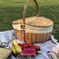 Wholesale Storage Bags Handmade Large Wicker Basket With Handle Picnic Willow Woven Hamper Outdoor Camping Fruit Container