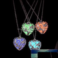 Wholesale Pendant Necklaces Pendants Jewelry Rinhoo Charm Glow In The Dark Heart Shaped Locket Necklace For Women Luminous Choker Kids Men Fashion G