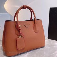 Wholesale Simple bag luxury handbag designer full red envelope side leather women s hand bags fashion oblique retro wallet