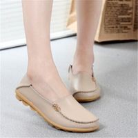 Wholesale Iron buckle casual mother shoes single white female leather shoe flat heel nurse large size women s