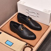 Wholesale 2021 Men Formal Dress Shoes Handmade Brogue Style Genuine Leather Party Wedding Shoes Brand Designer Leisure Men Knitted Flats Oxfords Size