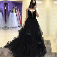 Wholesale Black Tulle Evening Dresses A Line Spaghetti Straps Corset Back Ruffles Tiered Skirt Party Gowns Prom Dress Vestidos De Noiva
