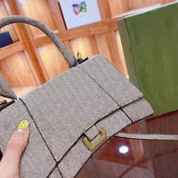 Wholesale Functional Amazing WITH BOX top quality classic womens messanger bags tote newest series Project Hacker Hourglass small handbag fi