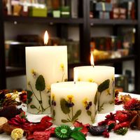 Wholesale Candles Wedding Large Set Dried Flower Pillar Scented Candle Handmade White Decorative Aromatic For Dining Table