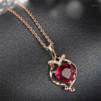 Wholesale Pendant Necklaces Exquisite Rose Gold Plated Red Crystal Women s Necklace Zircon Cocktail Party Bridal Engagement Jewelry