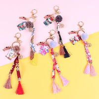 Wholesale Party Favor Cute Lucky Cat Fortune Sakura Keychain Key Chain Car Bag Pendent Mobile Accessories Women Wedding Gifts