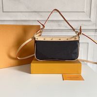 Wholesale Women Luxurys Designers Bags Paris Fashion Three piece Set cm Microfiber Travel Crossbody Bag Colors Shoulder Strap no Box